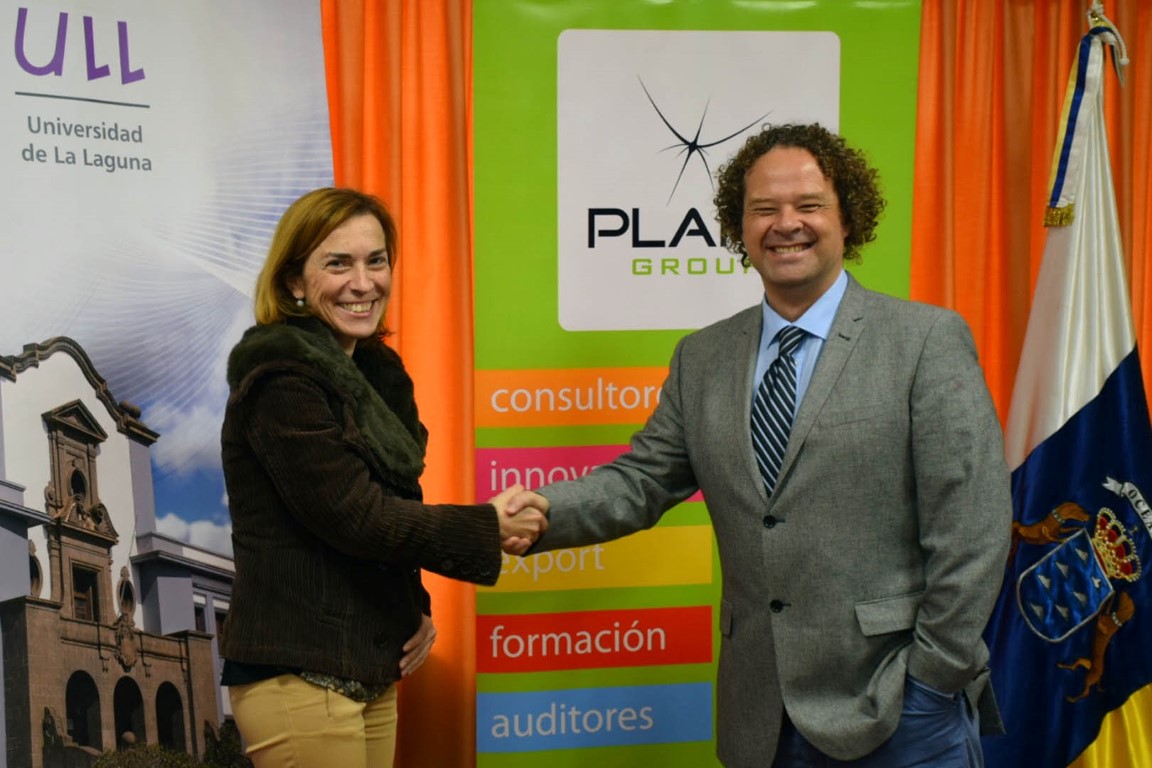 Firma contrato ULL y Plan B Group